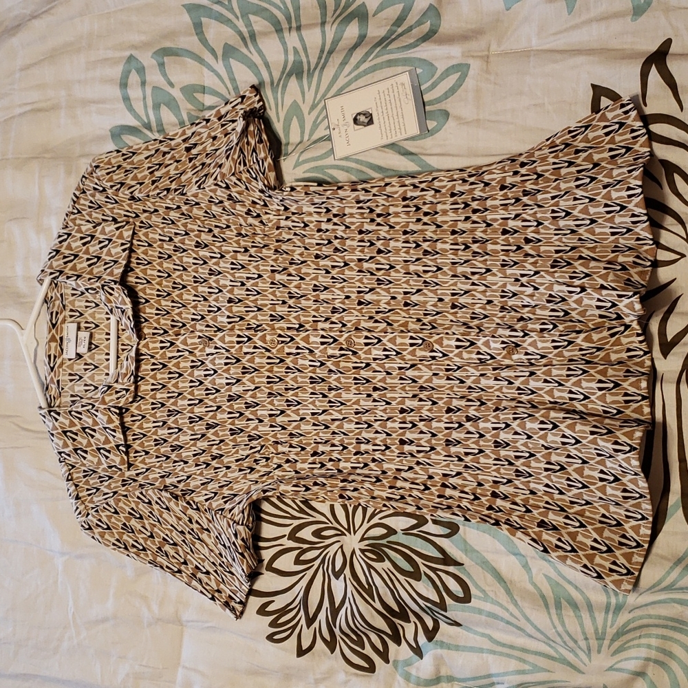 Jaclyn Smith Button blouse